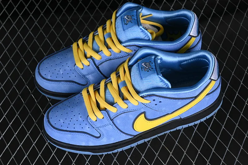 All Categories Nk SB Dunk Series Nk SB Dunk Low Low-top sneakers J version The Powerpuff Girls x Nk SB Dunk Low Powerpuff Girls joint model Low-top casual sneakers FZ8320-400